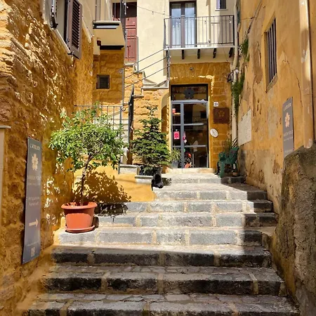 Maison Yolo - Slow Living Sicily Apartment *