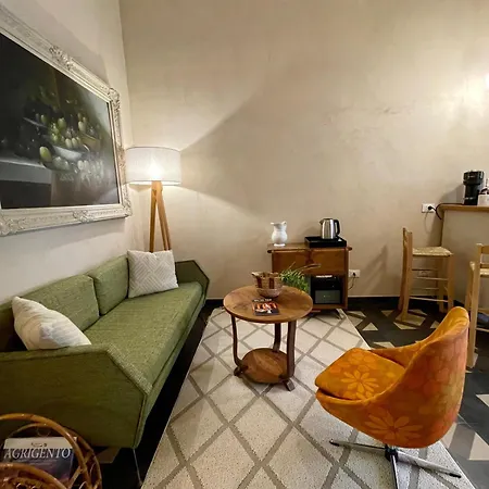 Maison Yolo - Slow Living Sicily Apartmán *