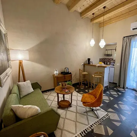 Maison Yolo - Slow Living Sicily Apartment *